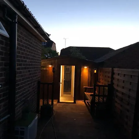 Apartment Bachelor Road Harrogate