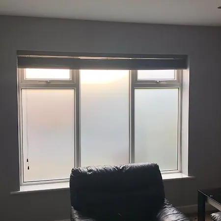 Apartment Bachelor Road *